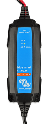 Blue Smart IP65 Charger 6V/12V-1.1 230V CEE 7/16 Retail