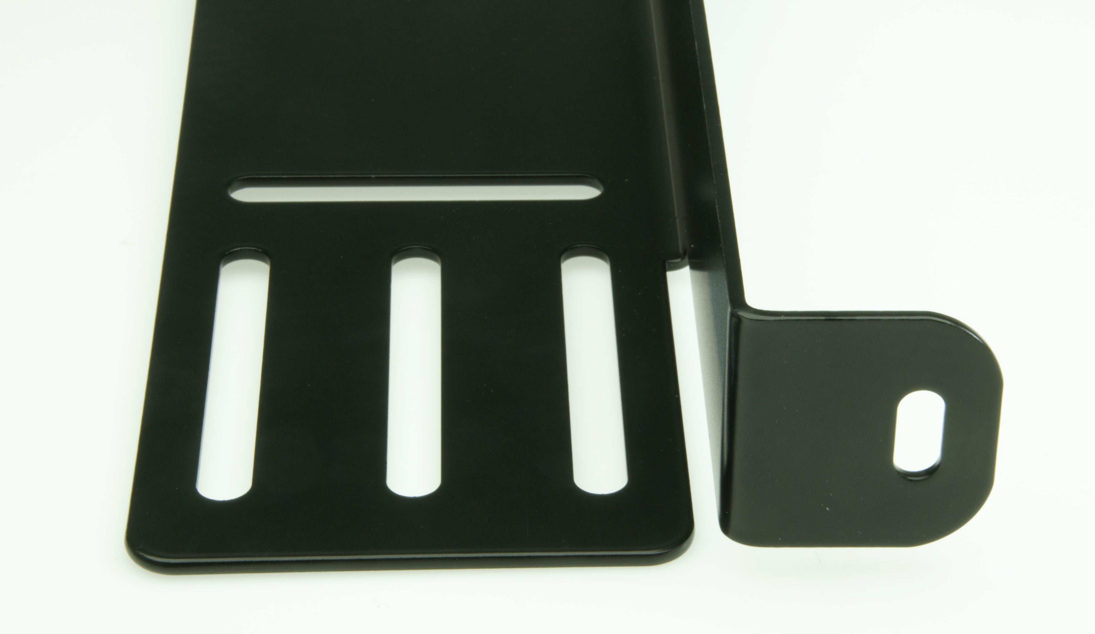 Hallare for LED-ramp Oledone S-serie 19″ nummerplat