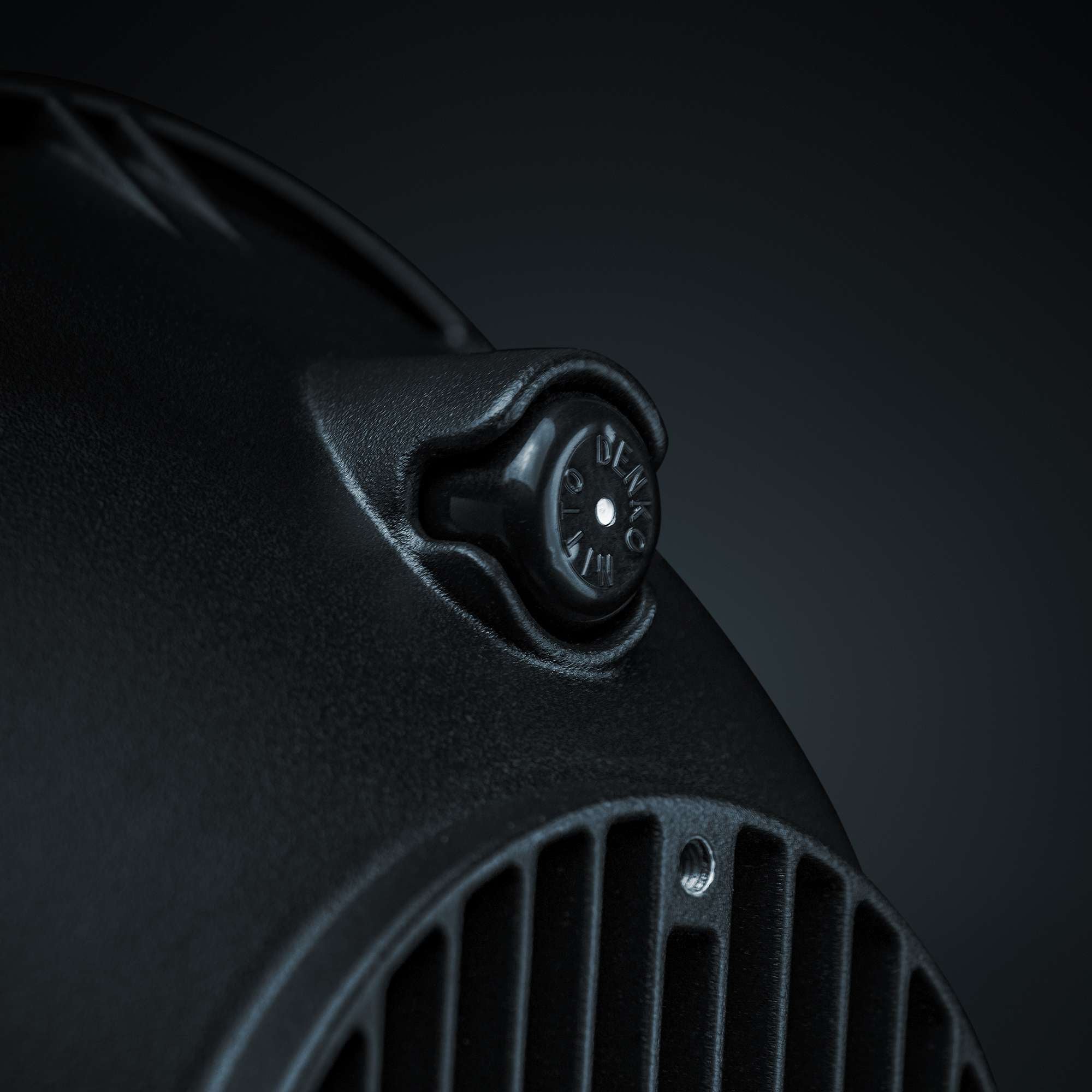 IZE LED OG EXTRALJUS 9″
