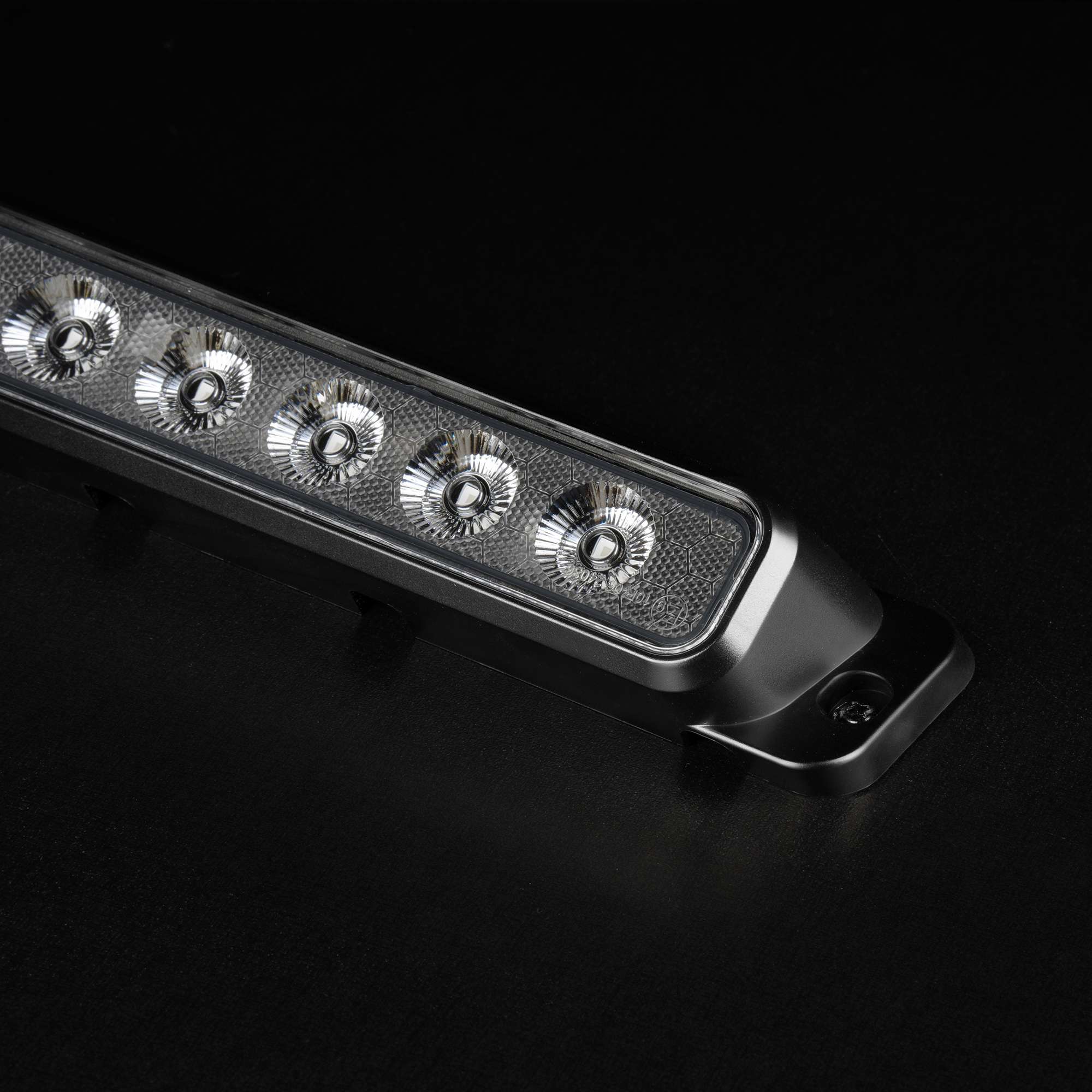 NUUK E-LINE SCENE LIGHT 80W