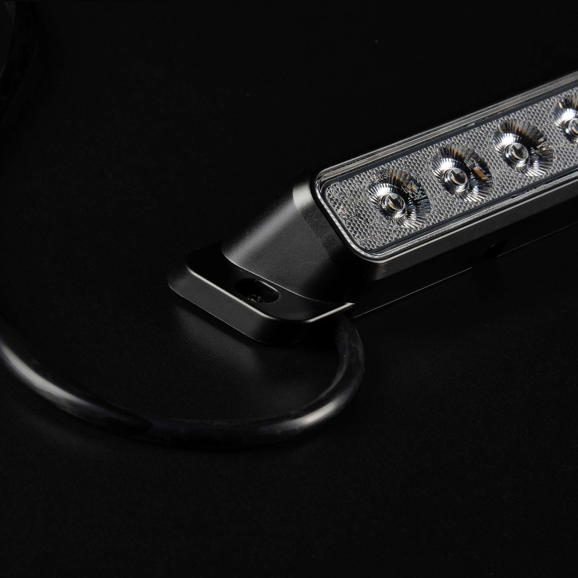 NUUK E-LINE SCENE LIGHT 80W