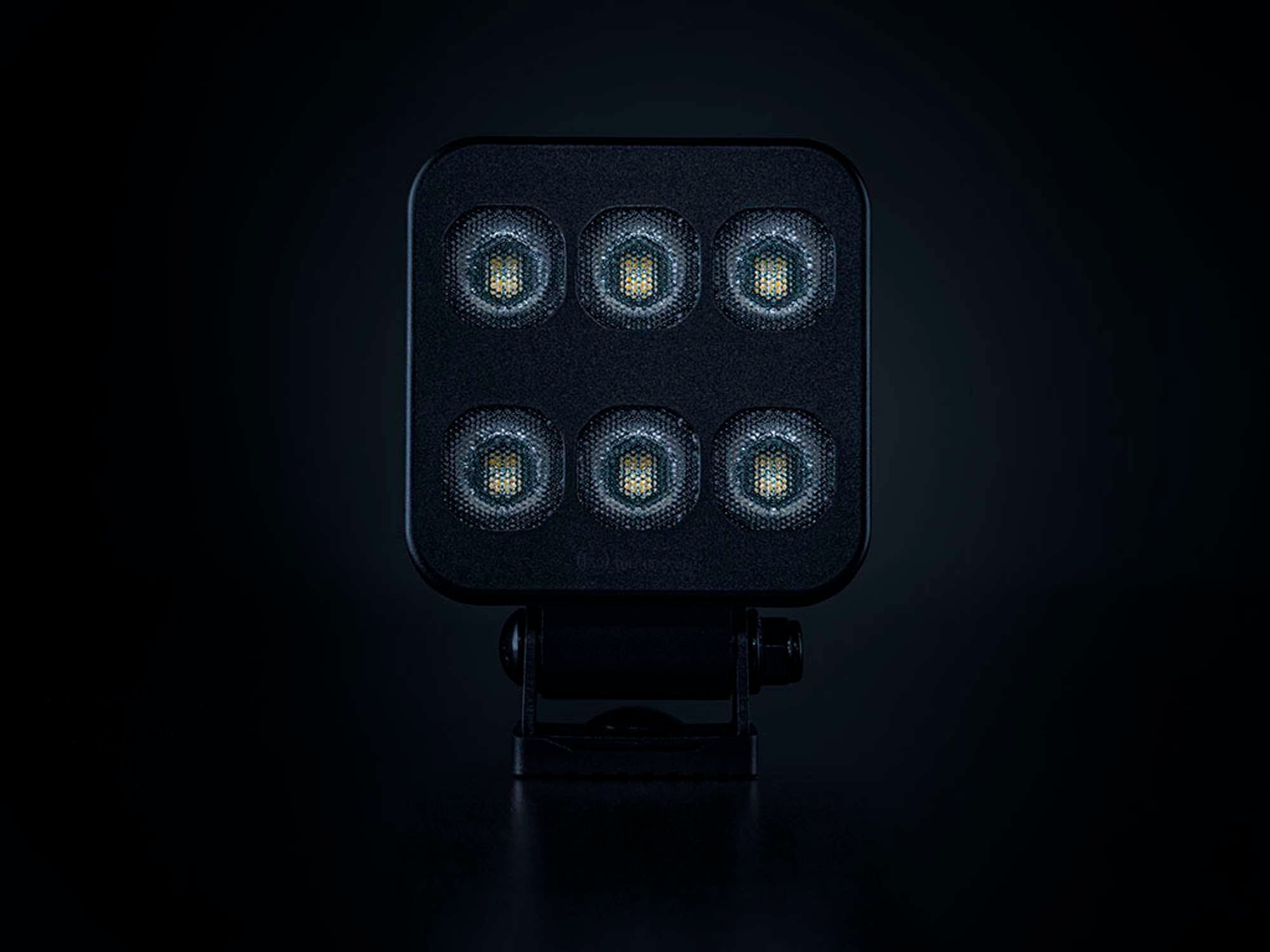 DARK KNIGHT HARDCORE ARBETSLJUS 32 W