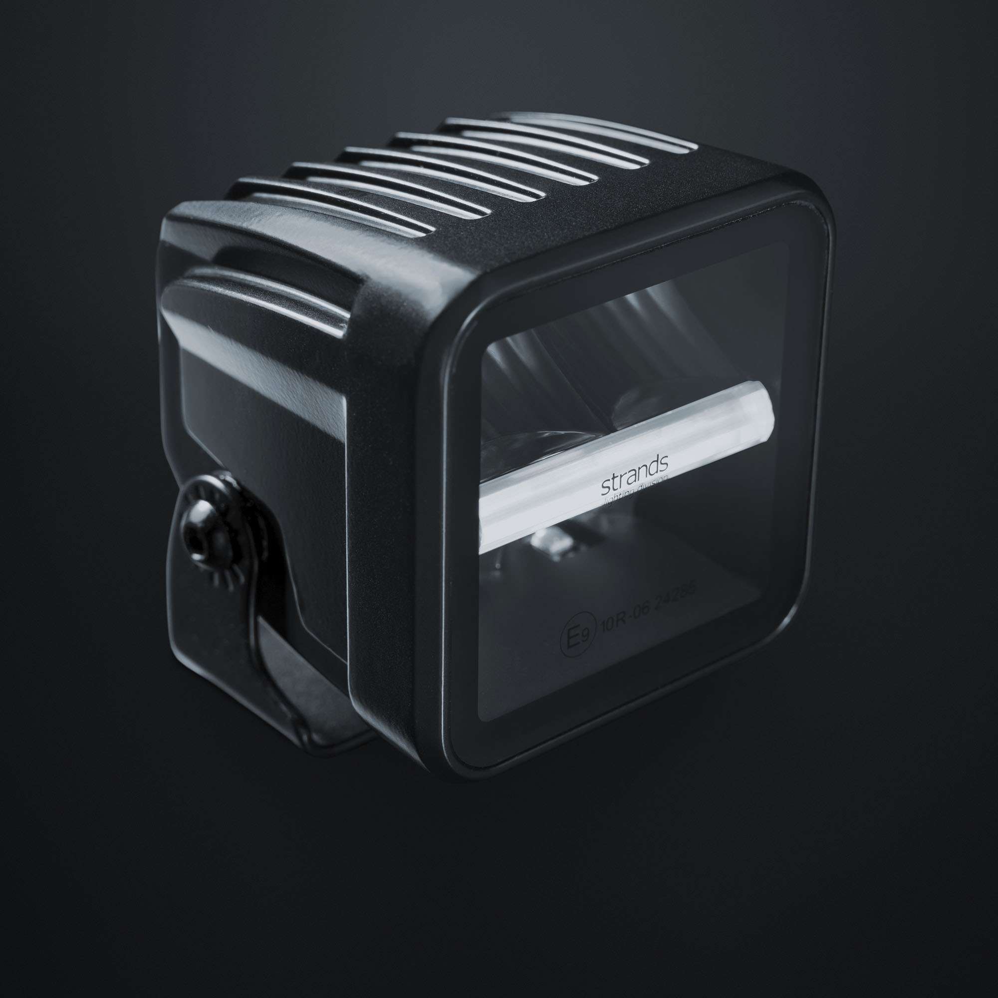 SIBERIA XP QUBE ARBETSLJUS 38 W