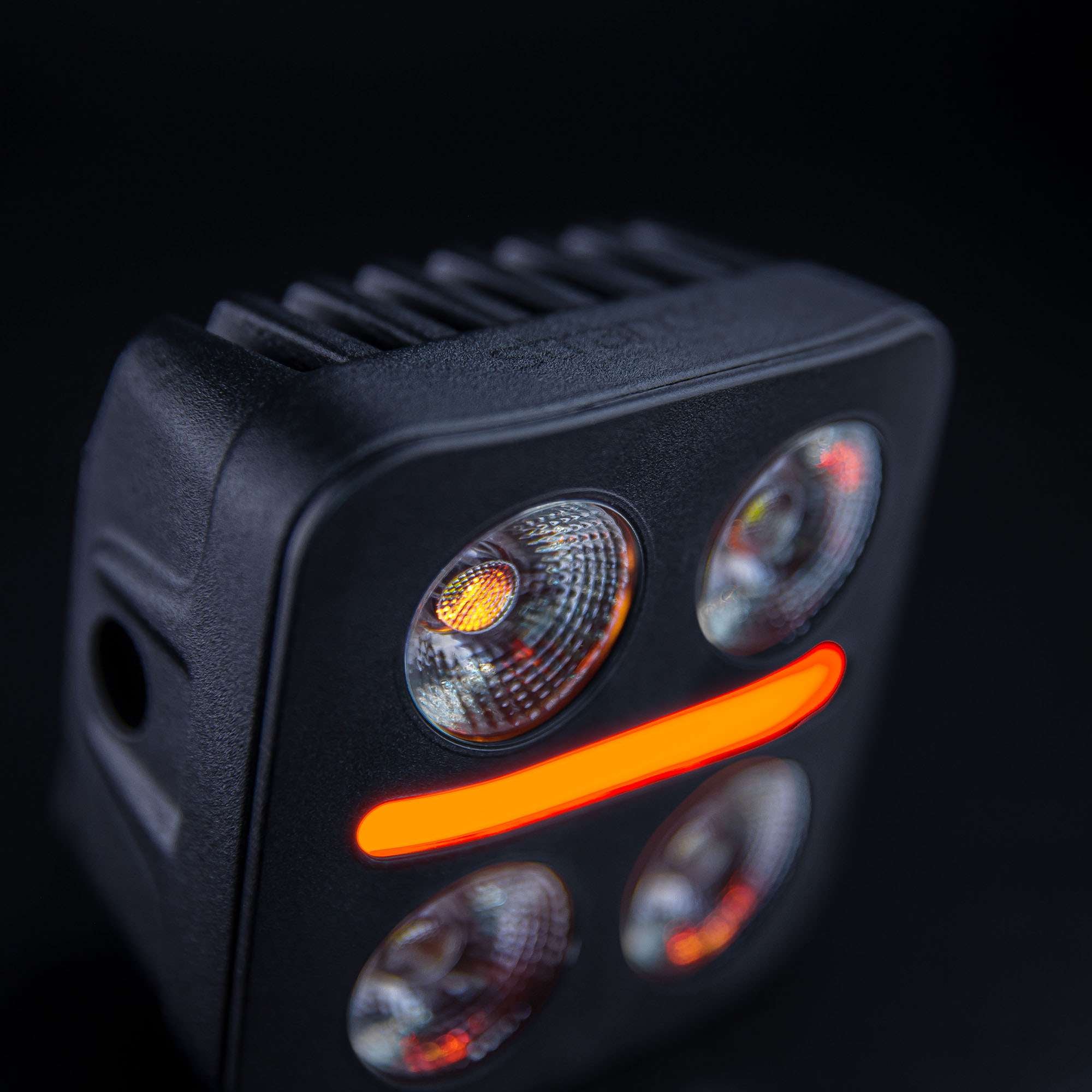 NUUK D-LINE QB ARBETSLJUS 39W