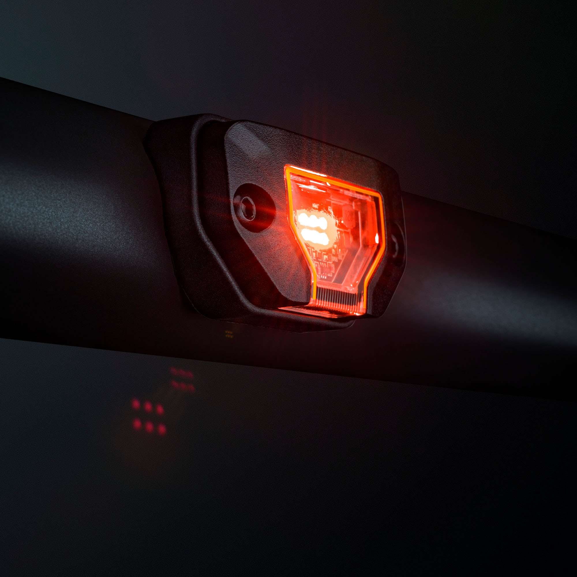 UNITY ROCK LIGHT RED