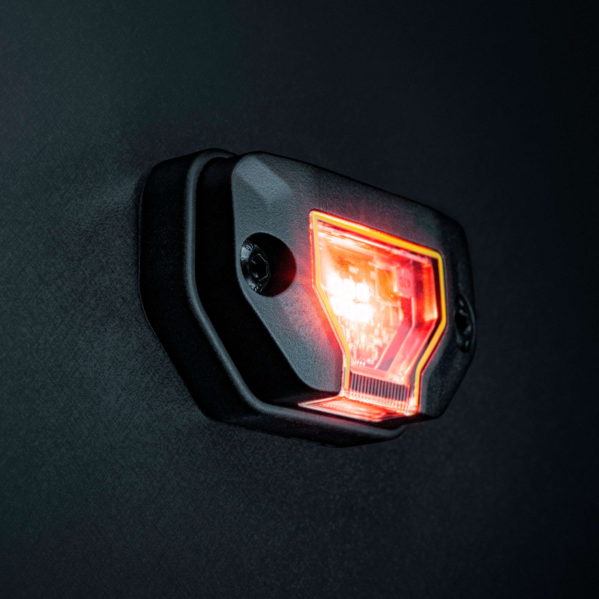 UNITY ROCK LIGHT RED