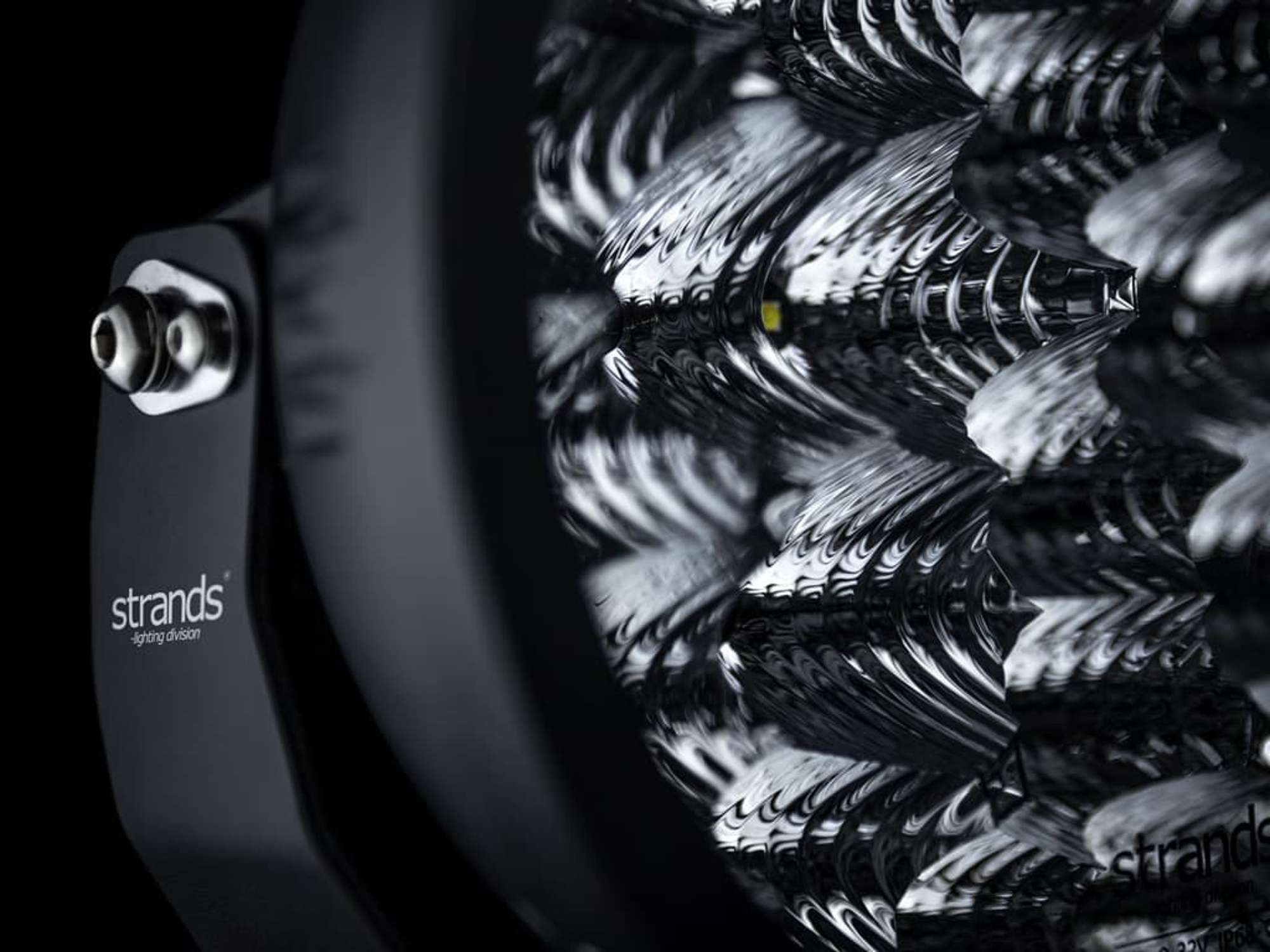 YUKON 2.0 SPOT EXTRALJUS 9″