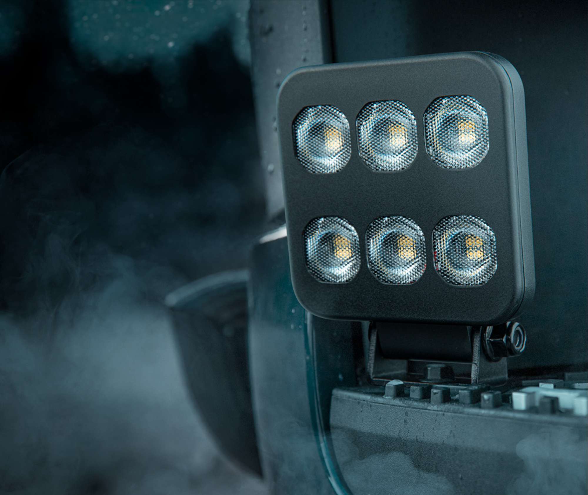 DARK KNIGHT HARDCORE ARBETSLJUS 32 W